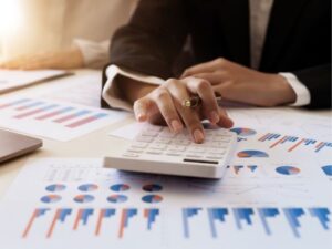 Auto Loan 101: A Comprehensive Guide to Securing the Right Financing”